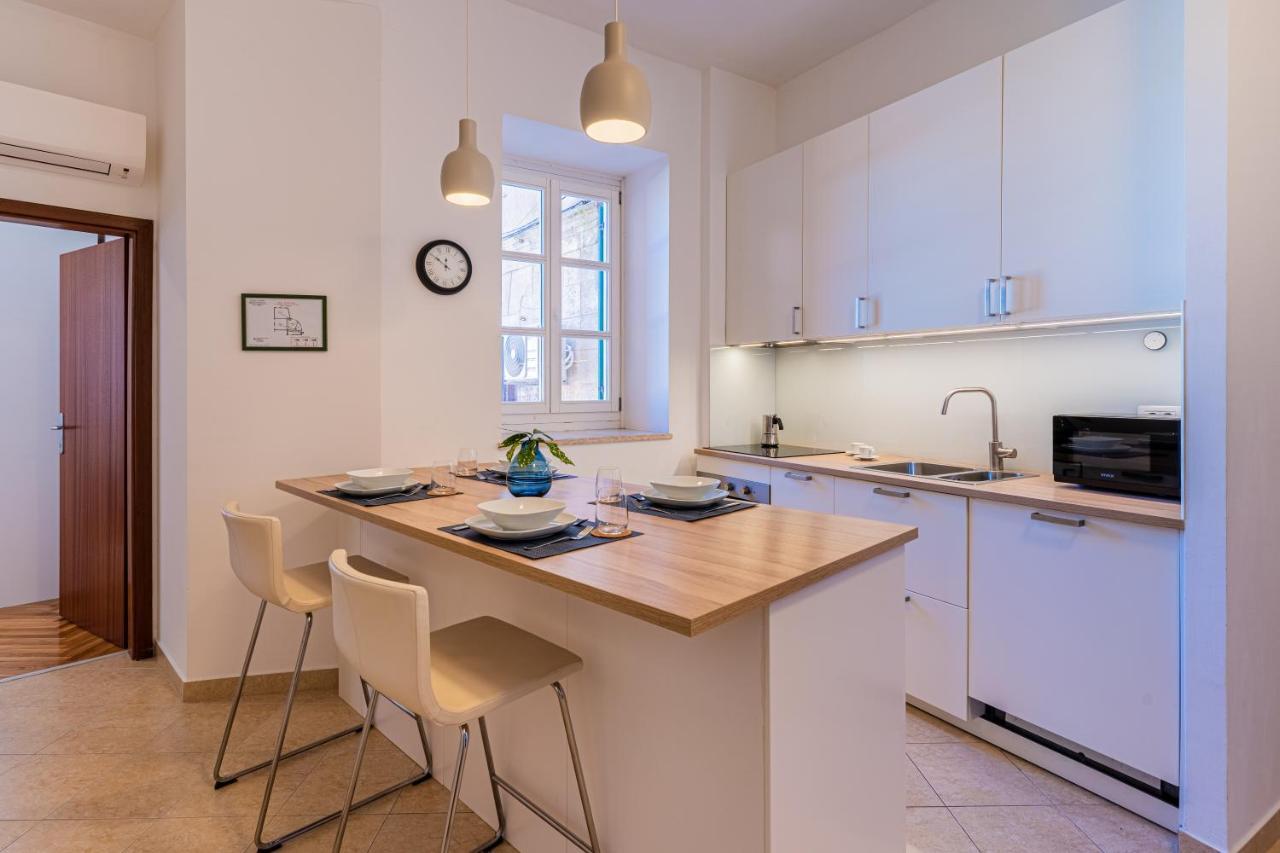 House Catania Apartment Mali Lošinj Екстериор снимка